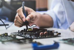 Technologia IoT: Rewolucja w Świecie Połączonych Urządzeń