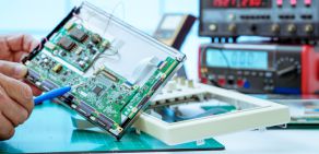 Najnowsze Trendy w Elektronice: Gdzie Technologia Wkracza w Nową Erę